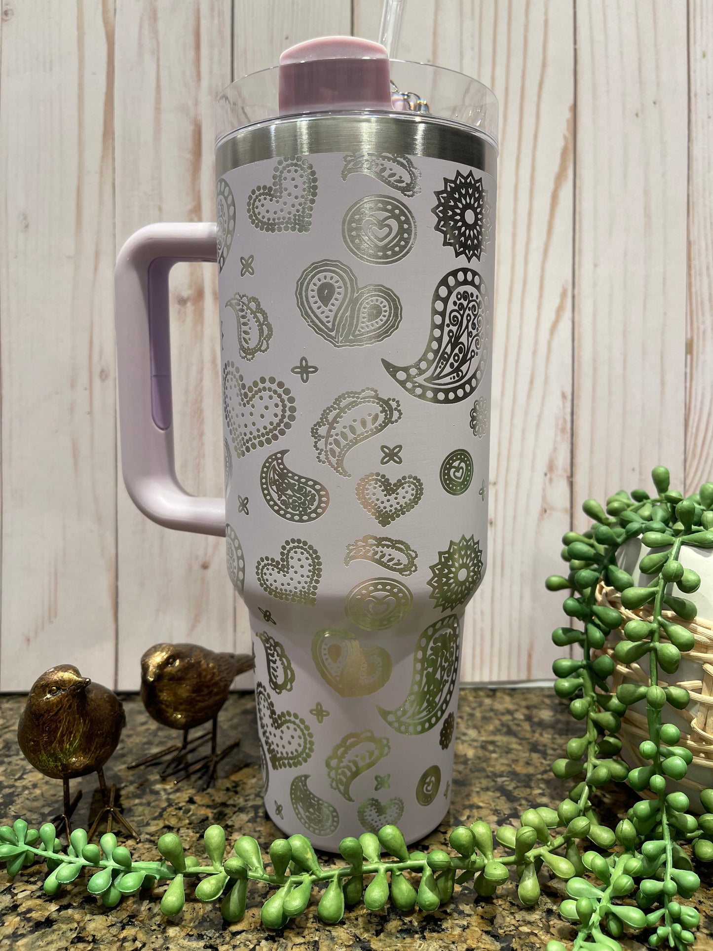 Hearts & Paisley 40 oz Laser Engraved Tumbler